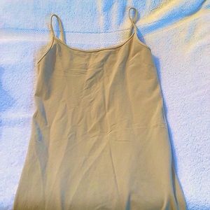 EUC nude stretchy camisole OS
